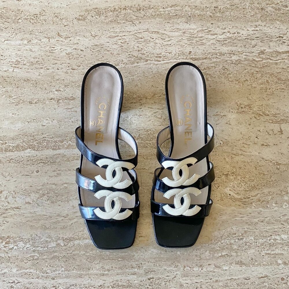 Vintage Chanel Double CC Sandal Heels